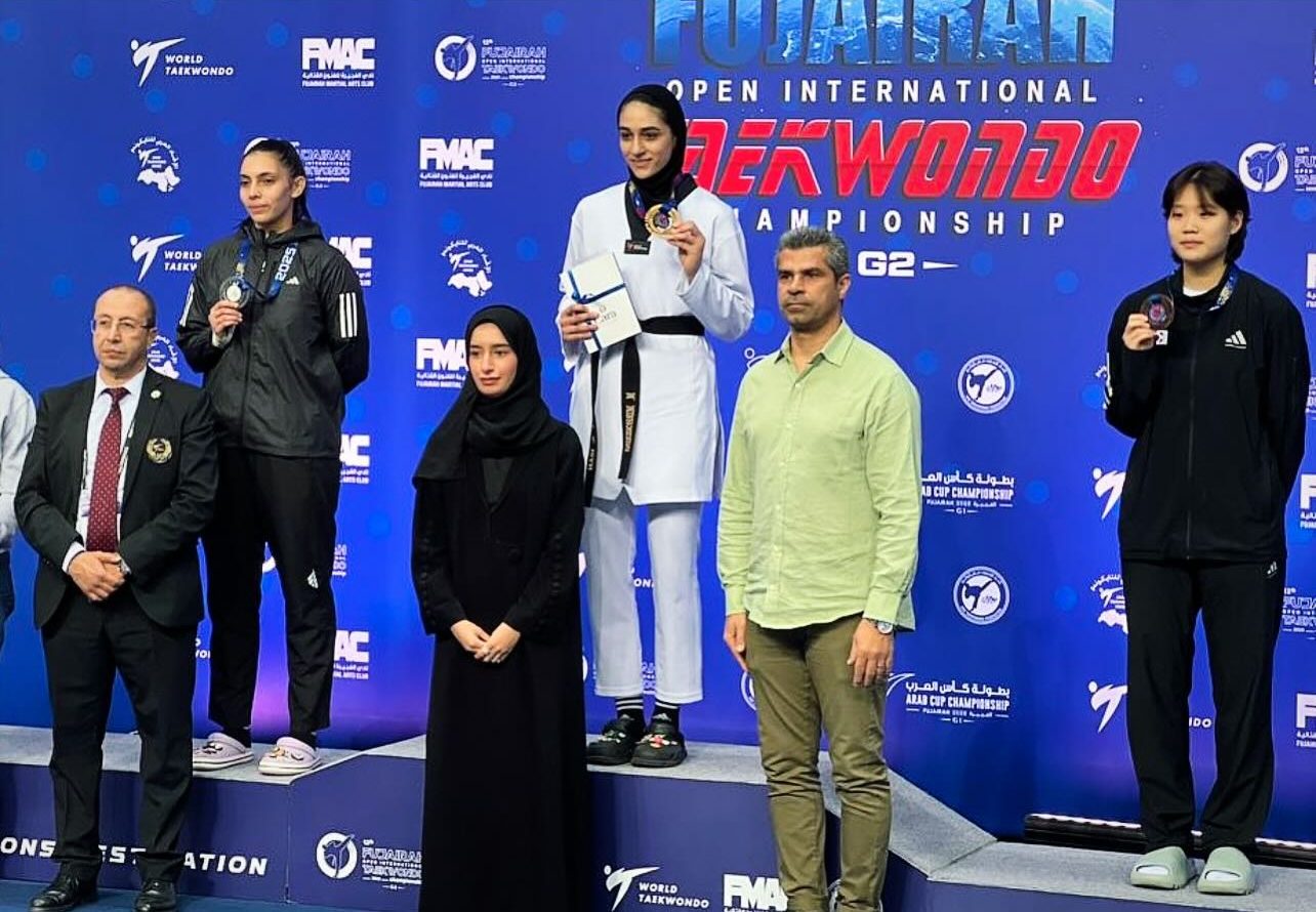 ملیکا میرحسینی هادی ساعی ملیکا میرحسینی هادی ساعی