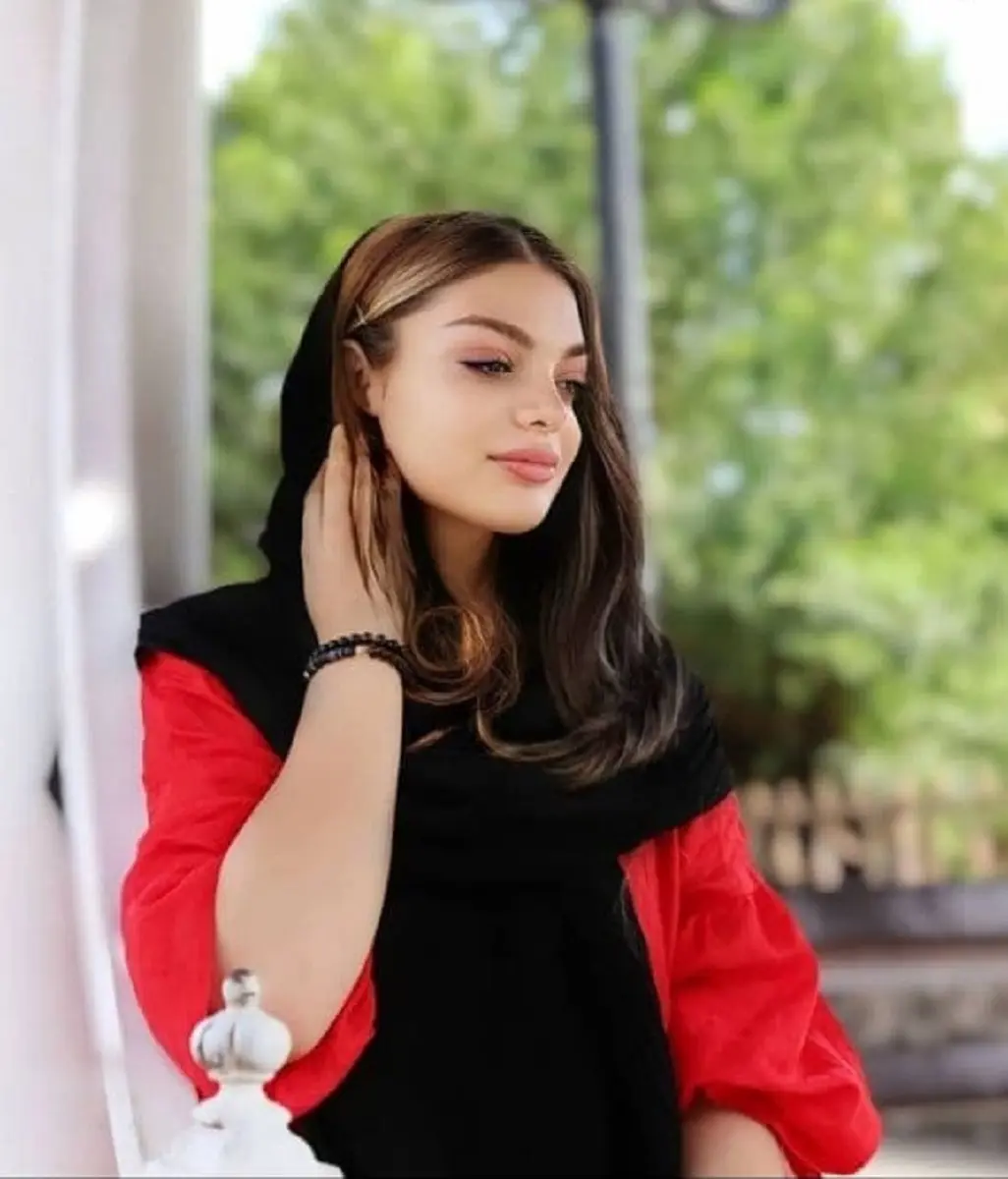 عکس جذاب مونا ثریابین