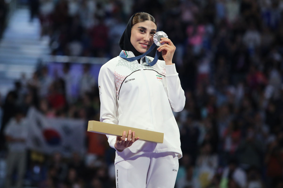 ناهید کیانی ناهید کیانی