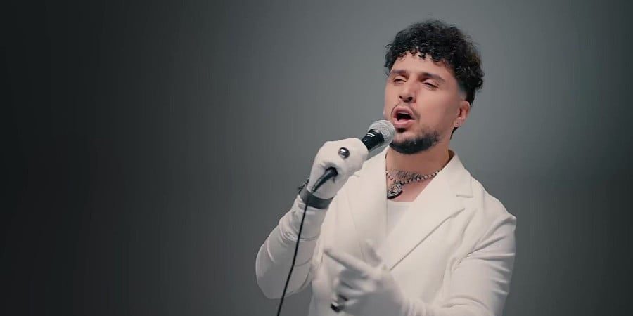 والپیپر سیام تبریزی برای کامپیوتر والپیپر سیام تبریزی برای کامپیوتر