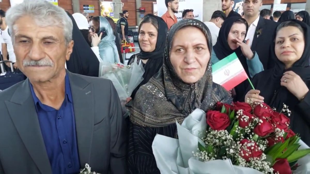 عکس ناهید کیانی و مادرش