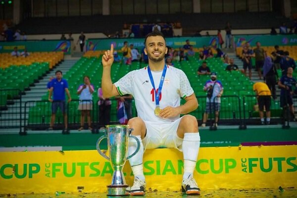 والپیپیر سالار آقاپور