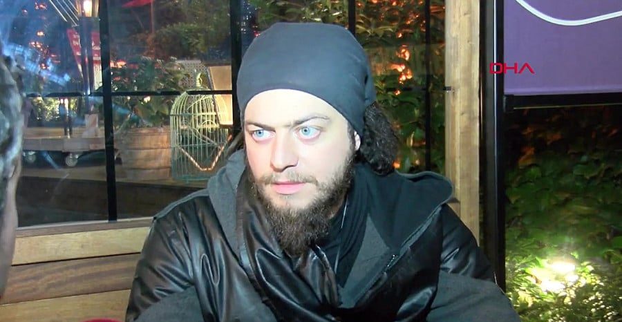 Aref Ghafouri Aref Ghafouri