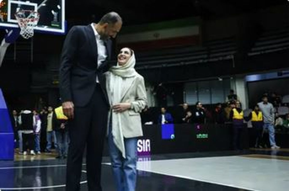 حامد حدادی و همسرش