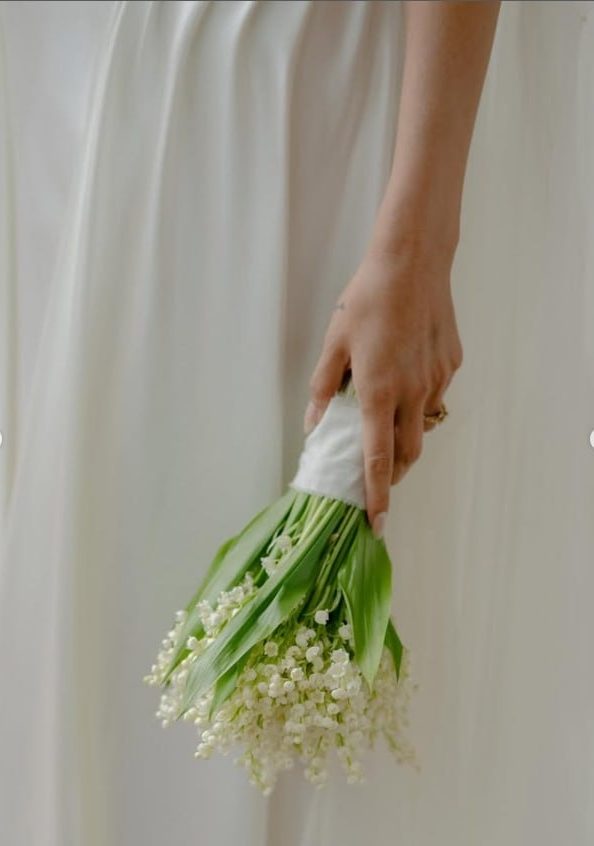 عکس دسته گل عروسی سلنا گومز