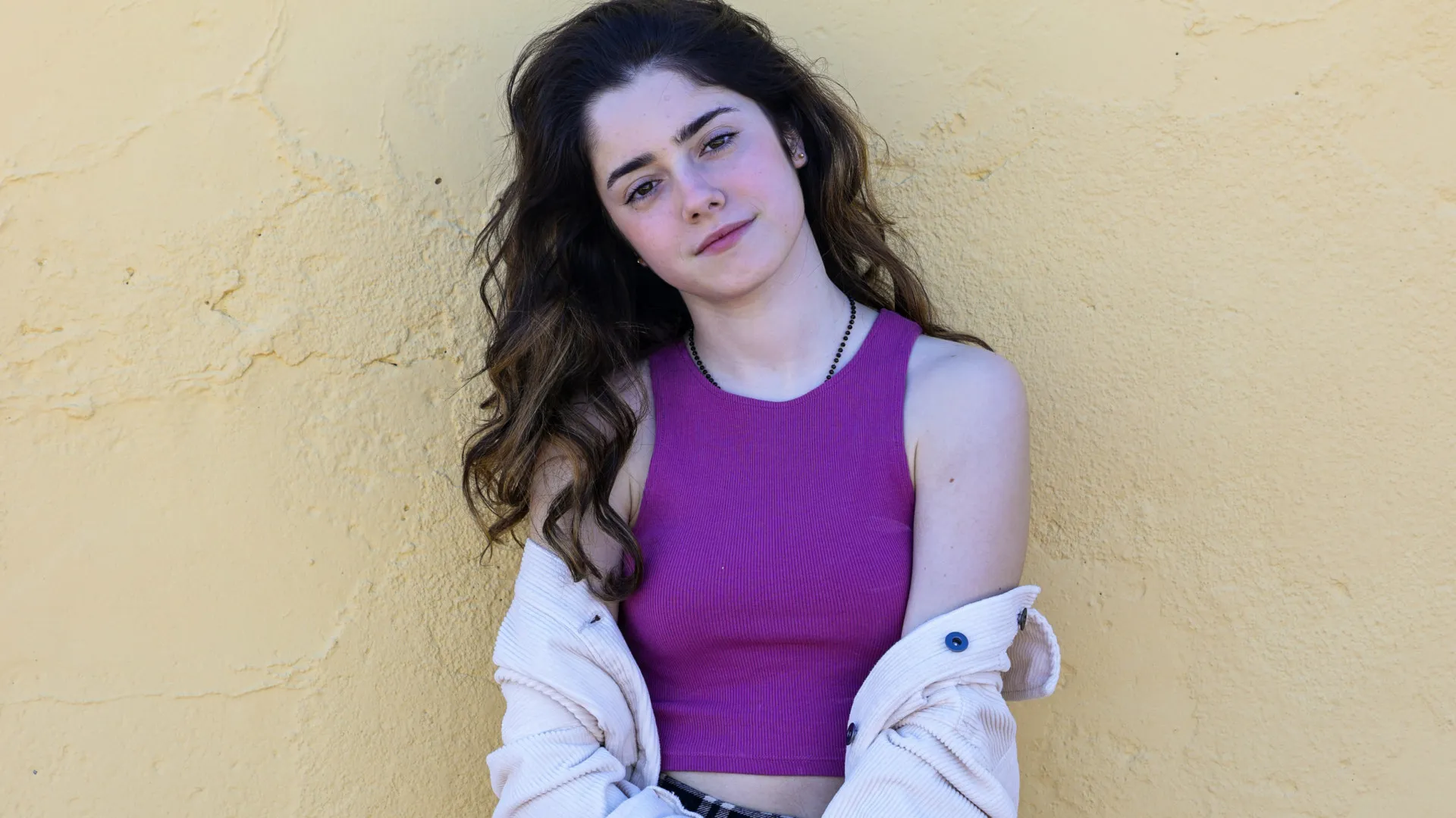 والپیپر مادالنا آراگائو والپیپر مادالنا آراگائو