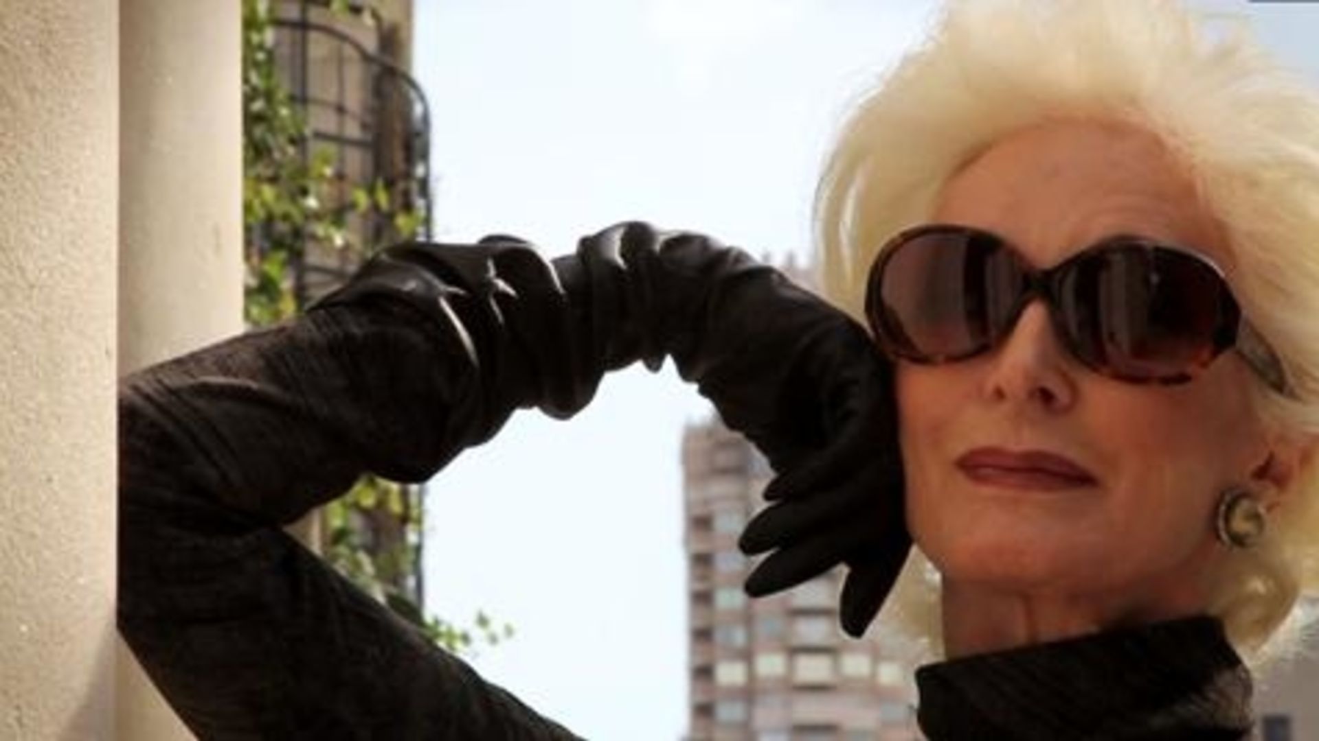 wallpaper for laptop Carmen Dell’Orfeche