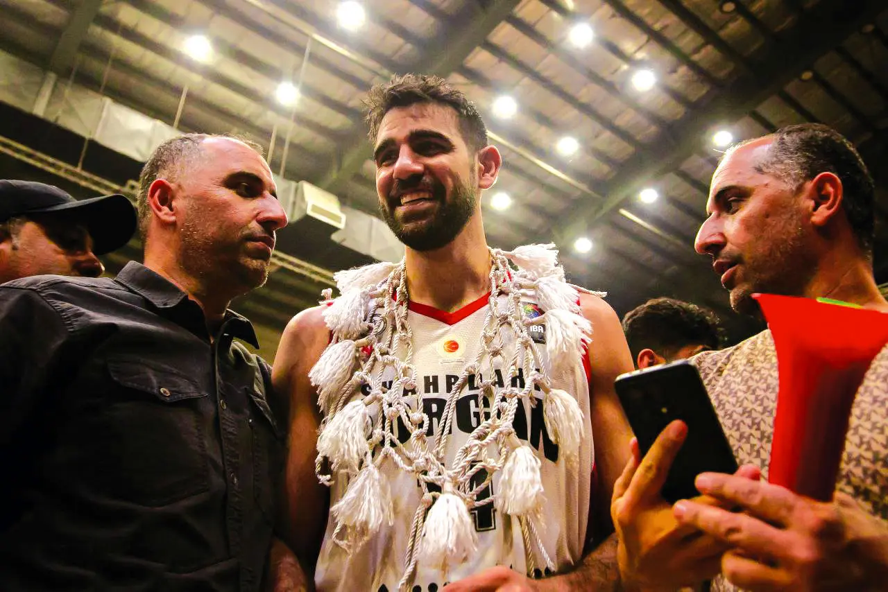 والپیپر ارسلان کاظمی برای کامپیوتر