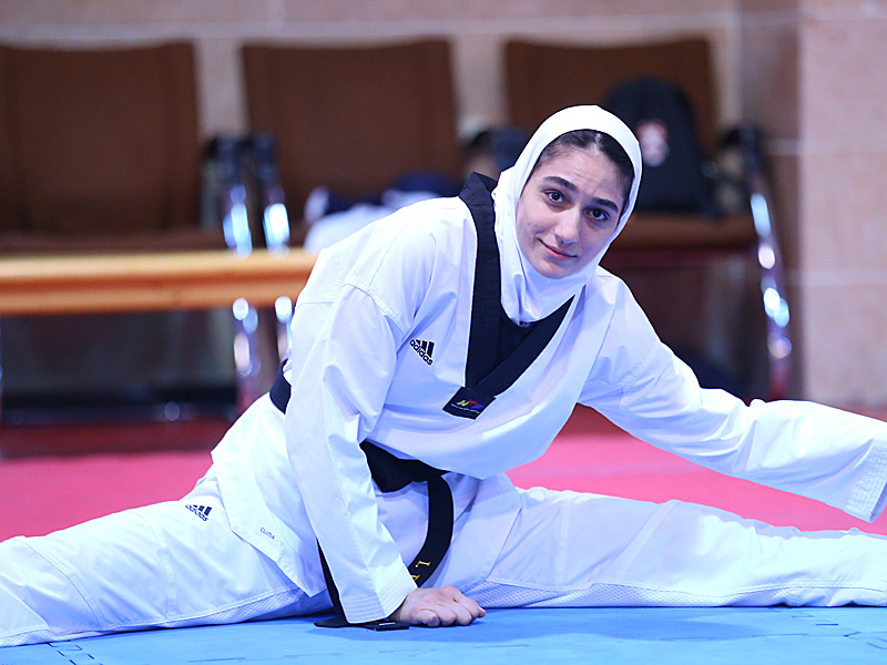 عکس ملیکا میرحسینی برای پروفایل