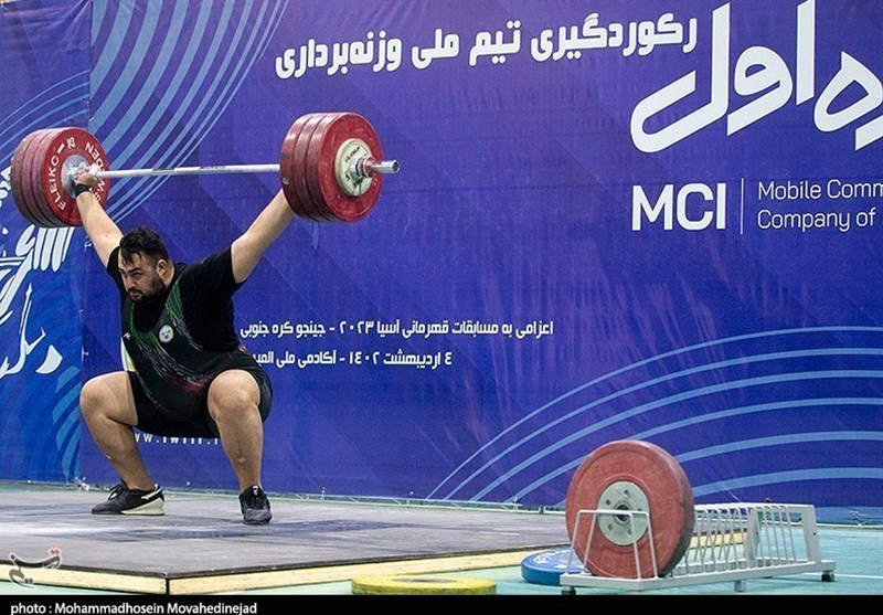 علی داودی و سه حرکت یک ضرب