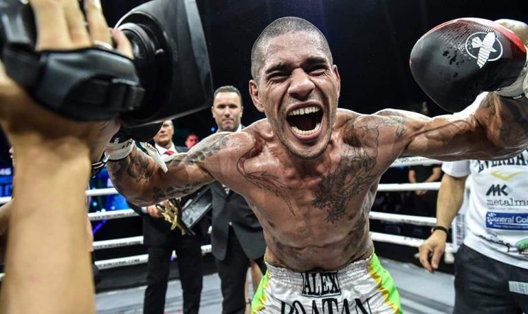 الکس پریرا مسیر قهرمانی MMA الکس پریرا مسیر قهرمانی MMA