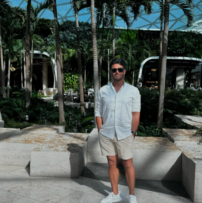 تصاویر محمدرضا گلزار بازیگر