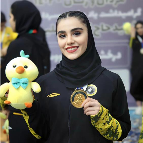 عکس زهرا کیانی ووشو مدال عکس زهرا کیانی ووشو مدال
