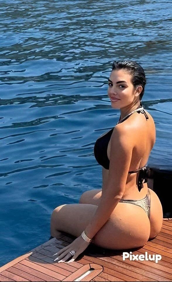 عکس کون جورجینا