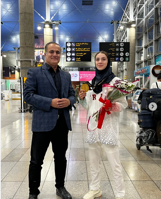 روژان بهنامی مدال طلای موی تای آسیا را گرفت