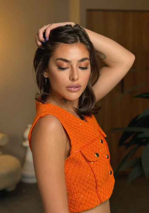 اندام سکسی ریحانه پارسا