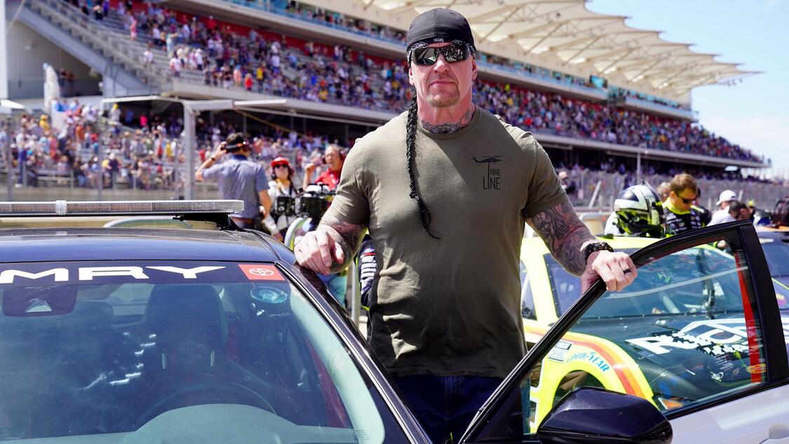 عکس ماشین آندرتیکر