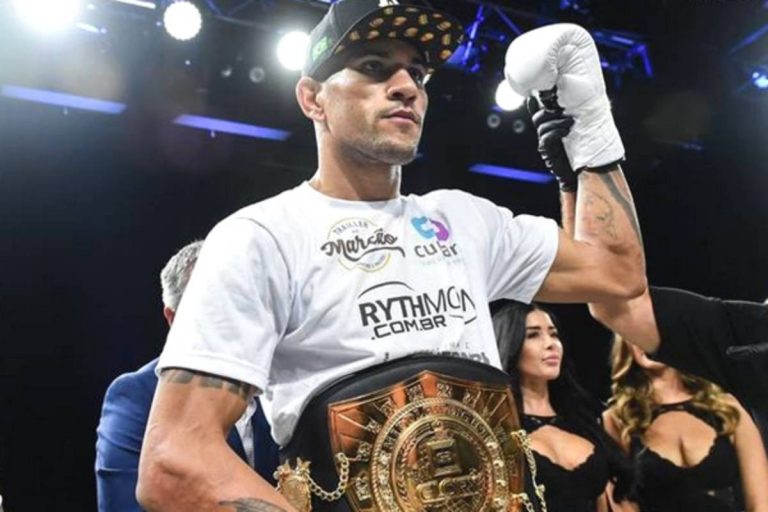 خانه و زندگی روزمره الکس پریرا خانه و زندگی روزمره الکس پریرا