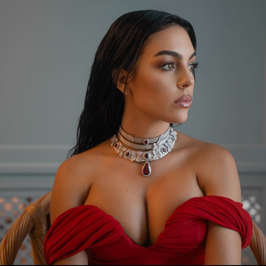  بهترین عکس سکسی جورجینا 