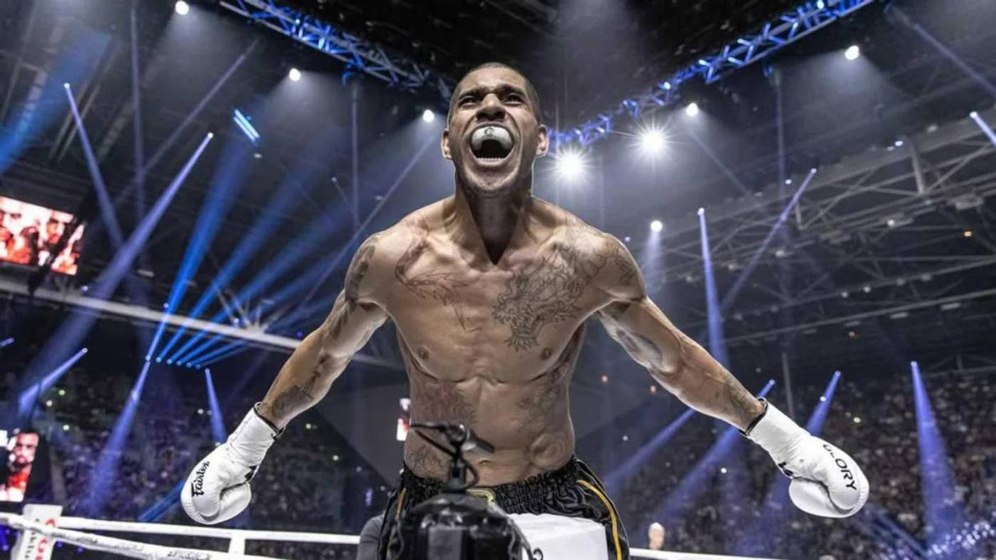 الکس پریرا والپیپر الکس پریرا والپیپر