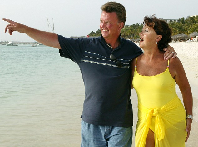 تروس همسر لوئیس فان گال تروس همسر لوئیس فان گال