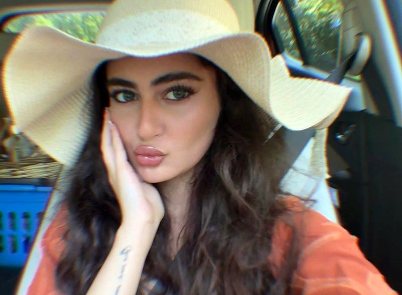 عکس سکسی ملیکا پارسا