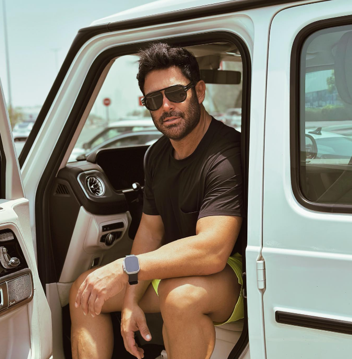 محمدرضا گلزار چه کسی هست 