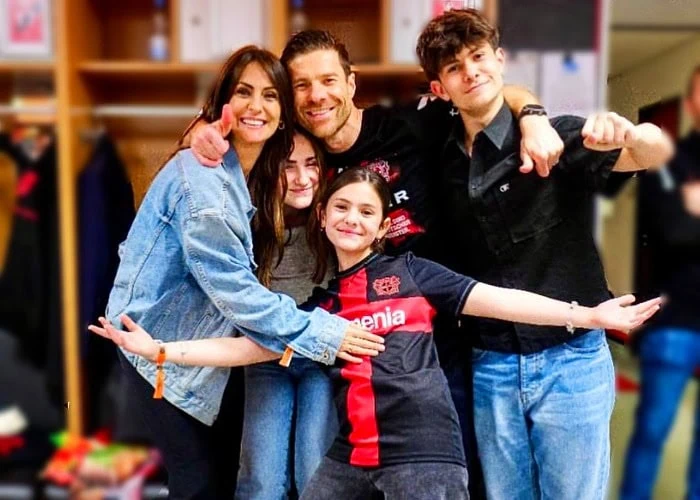 عکس خانوادگی ژابی آلونسو